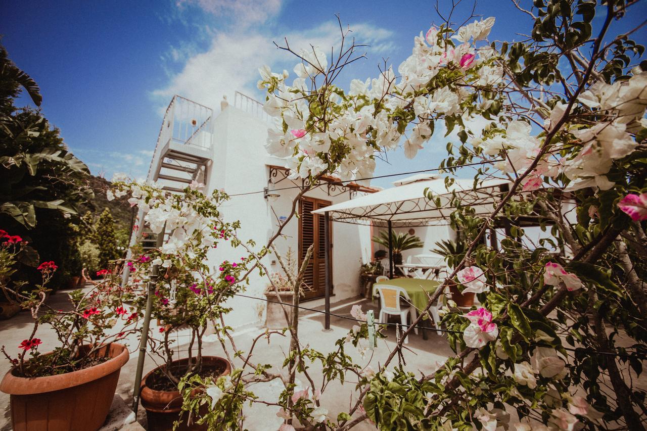 Casa Papiro Bed & Breakfast Lipari  Exterior photo